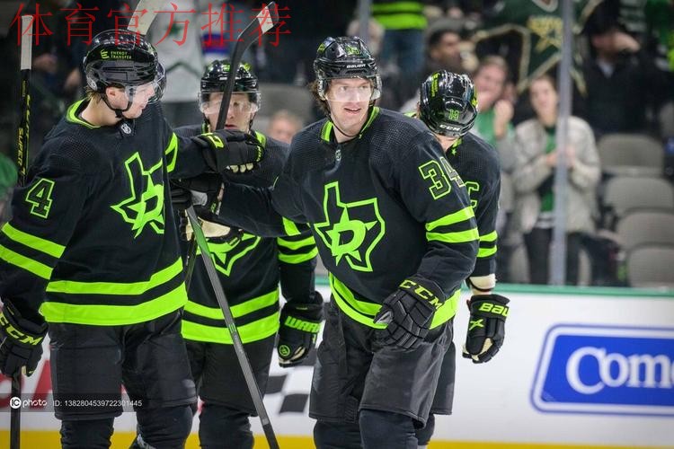 常规赛:佛罗里达美洲豹VS达拉斯星 常规赛:佛罗里达美洲豹VS达拉斯星